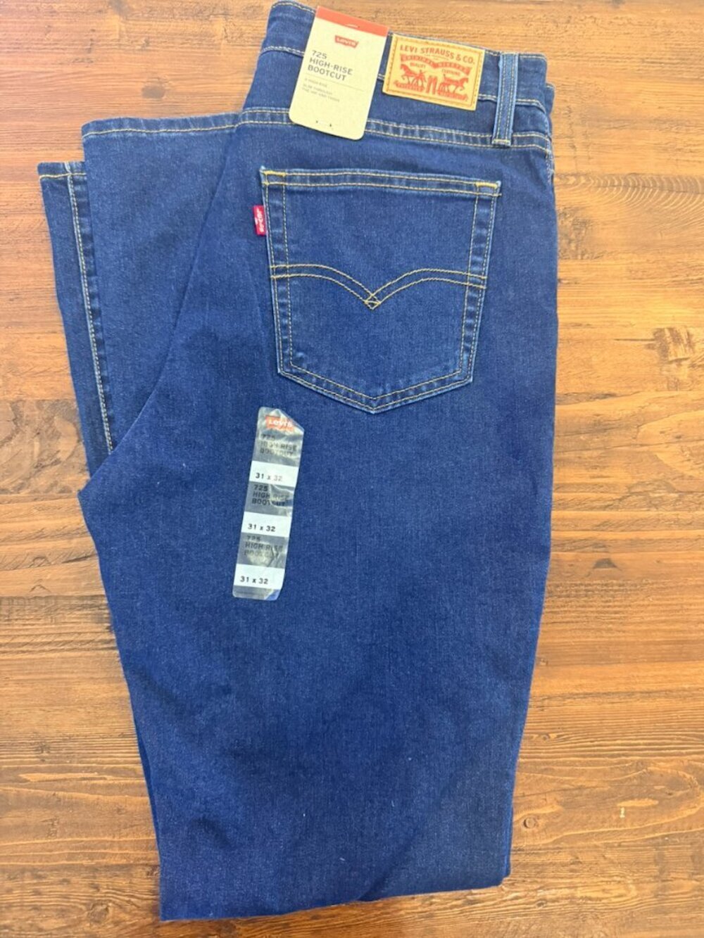 Levi’s 725 High Rise Bootcut Jeans Women’s 31x32 Dark Wash NWT Classic Stretch D - Picture 2 of 6